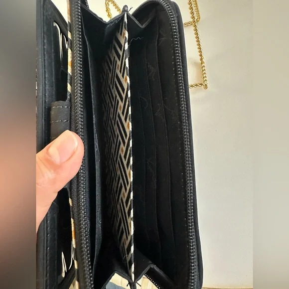 Vera Bradley Black Quilted Turn-Lock Zip Wallet - Picture 6 of 6